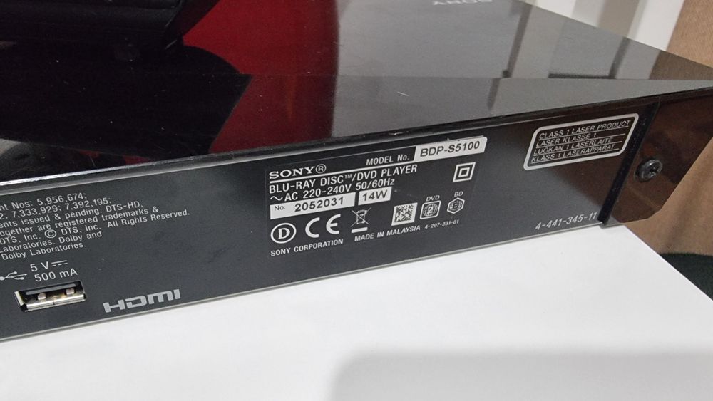 Sony blu-ray disc ,/ dvd player  slim ,perfect