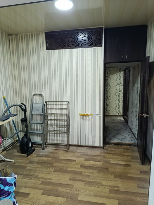 Продам двухкомнатную квартиру на Карасу 1