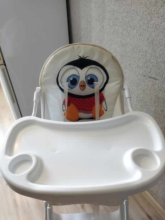 Продаю стол для кормления