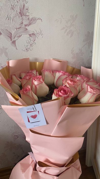 25 штук роза , красивый букет,