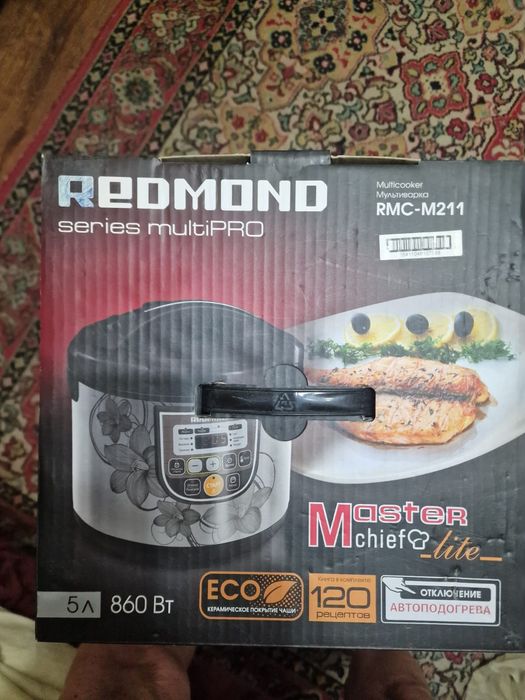 Мультиварка REDMONT. Новая. Волшебная.