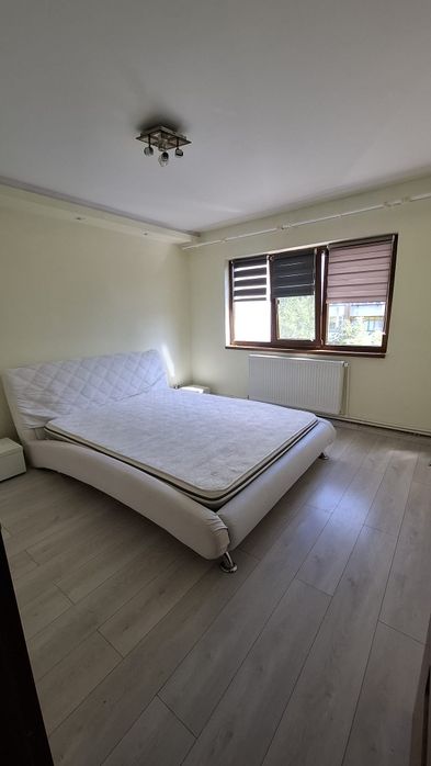 Închiriere apartament