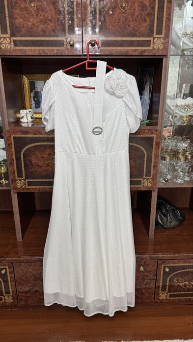 Платье вечерние новый