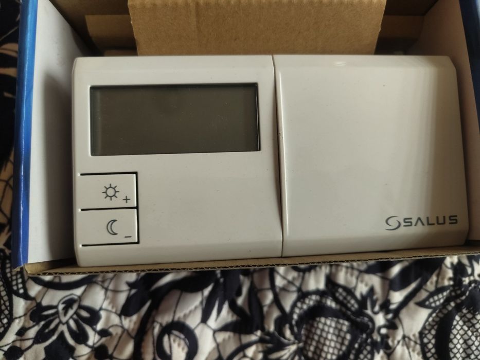 Електронен безжичен термостат, Salus 091FLRFv2