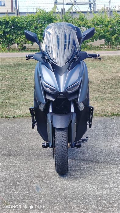 Maxiscuter Yamaha XMAX TECHMAX