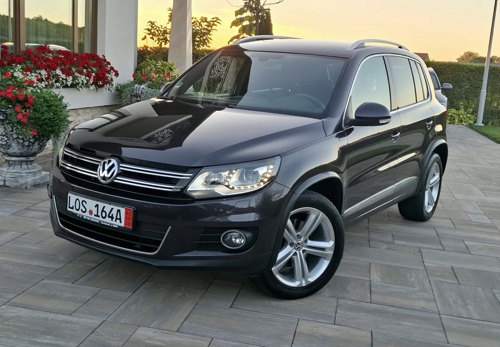 Tiguan R Line 2.0 tdi 4x4 2016 E6  Full Option interior Lounge camera Led Xenon Numere valabile zol