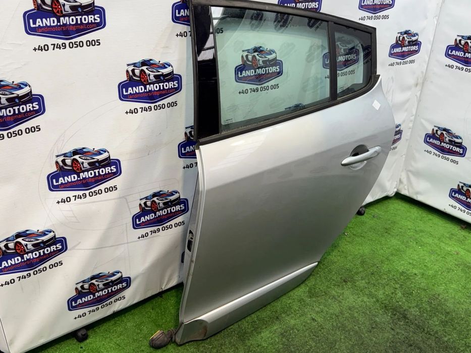 USA PORTIERA SPATE STÂNGA RENAULT MEGANE III B95 1.6 DIESEL 2014 / HATCHBACK 2008-2016