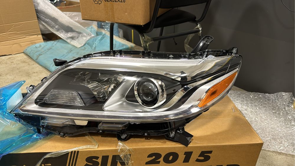 Фары Toyota 4Runner