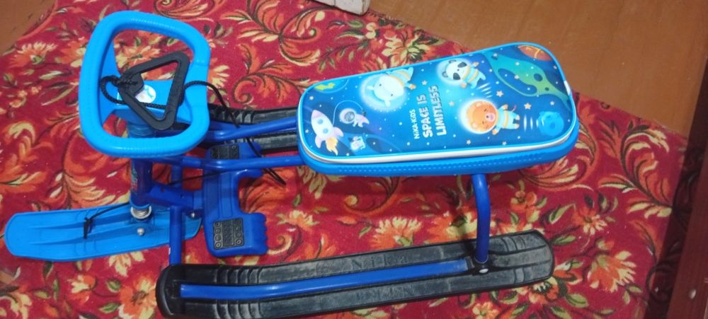 Продам детский снегокат