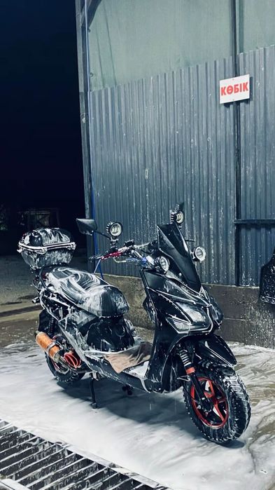 Мопед 165 куб Лия матор