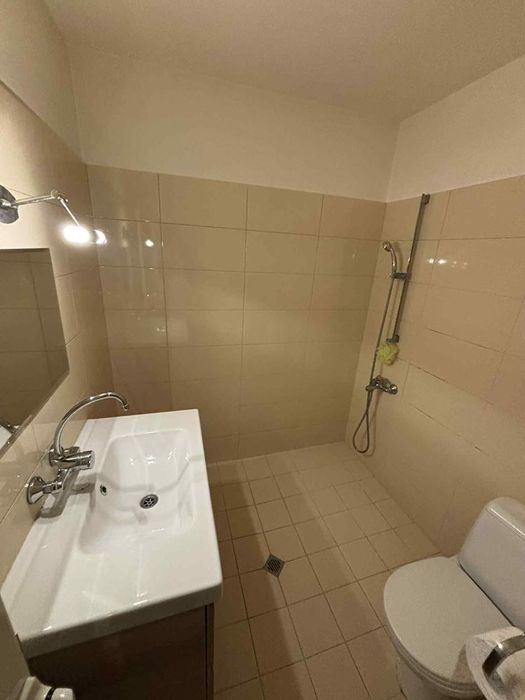 Дава се под наем Четиристаен апартамент в София, Гоце Делчев - 110 кв.м за 946.56 € - Снимка #10