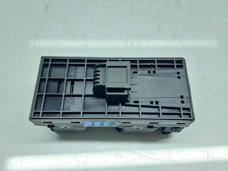 Butoane comanda geamuri sofer  AUDI Q5 (8RB) [ Fabr 2008-2016] 8K0959