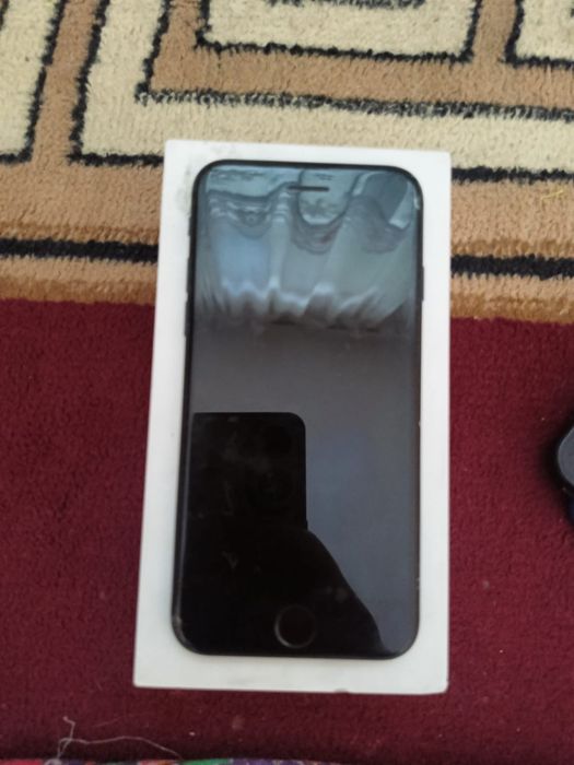 Iphone se в отличном состаяние