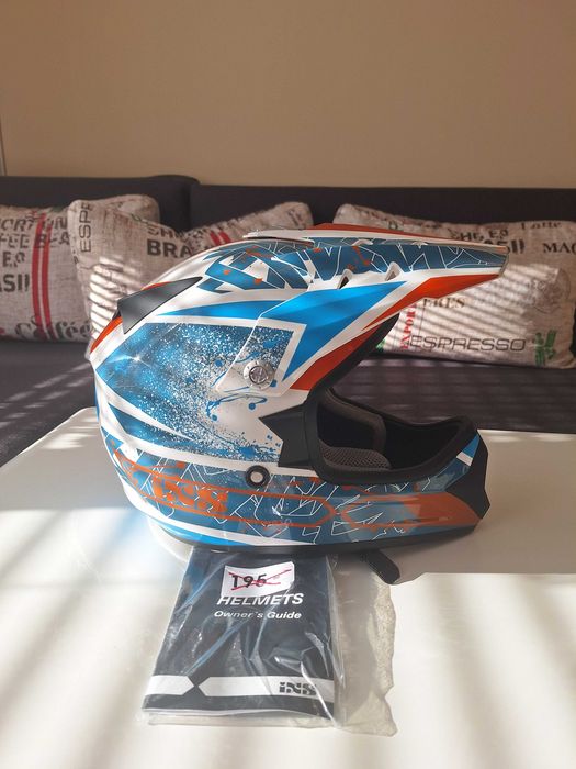 Детска мото каска