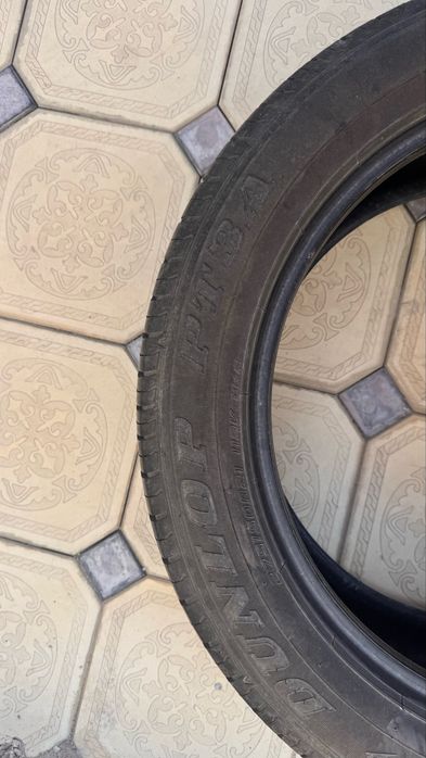 Продам шины DUNLOP