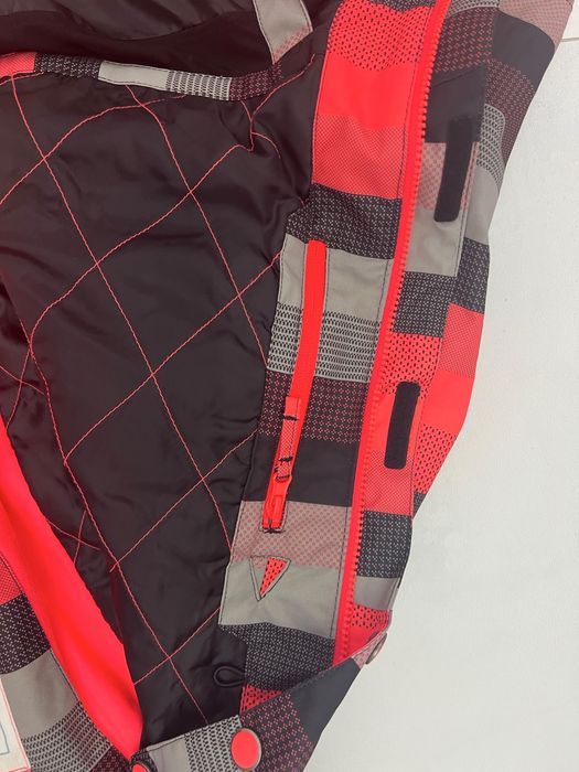 Vand costum sky plus manusi pentru femei