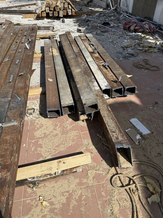 Продам листы шфелира уголки