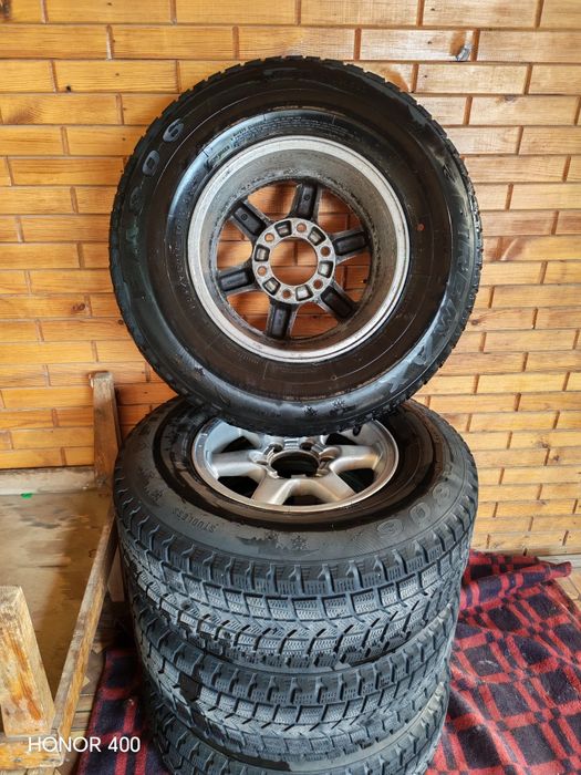 Продам диски с резиной