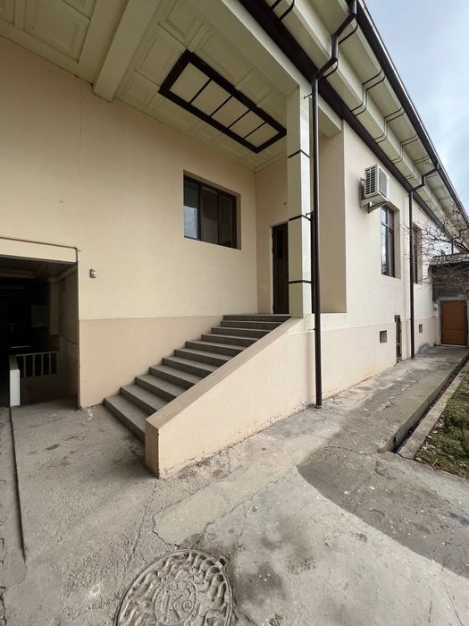 Аренда Участок Юнусабад 5ком.можно под офис