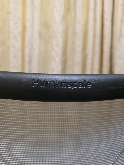 Офисное кресло Humanscale  Liberty