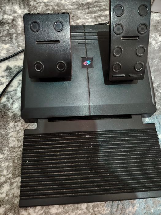 Игравой руль dexp