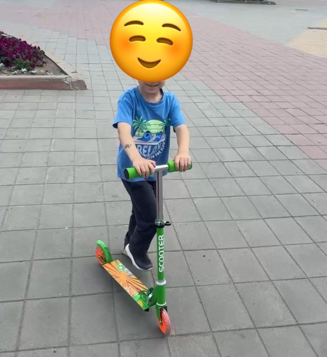 Самокат двухколесный