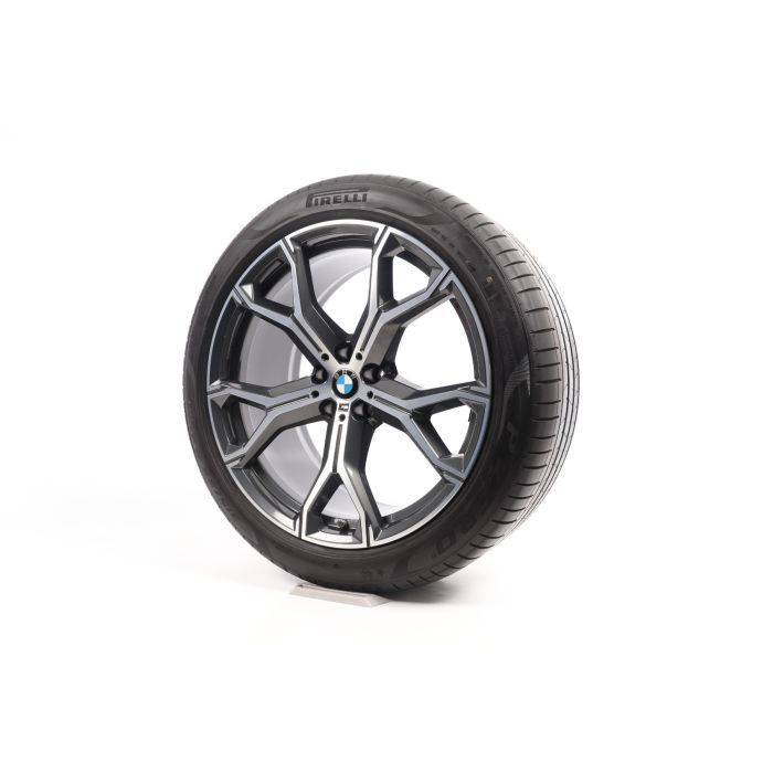 Garnitura roti de iarna noi BMW X5, X6, X7 model nou