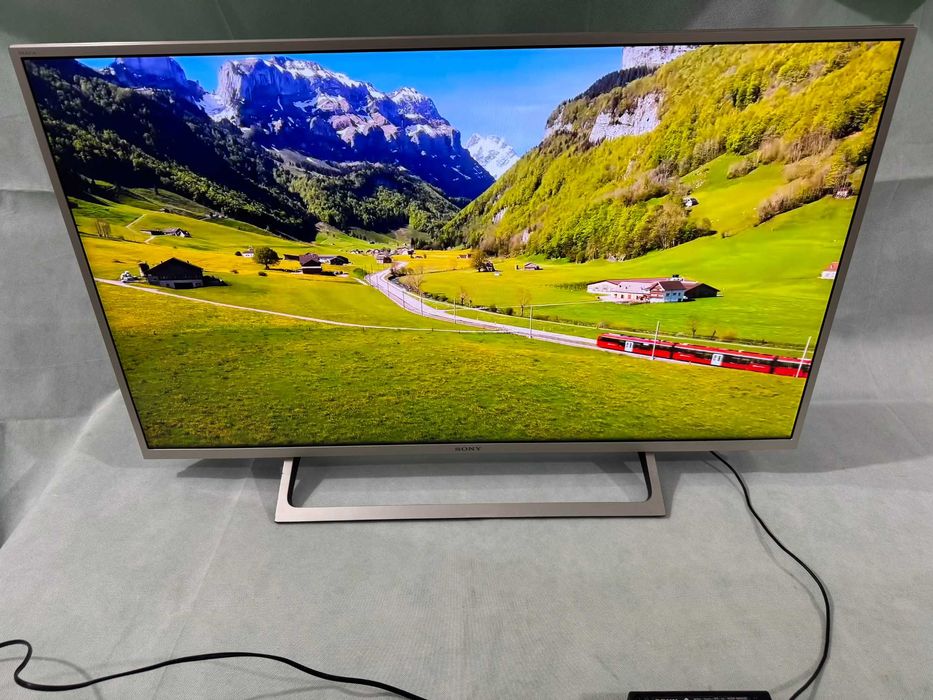 Телевизор - Sony Bravia 4K Ultra HD / Smart / А15