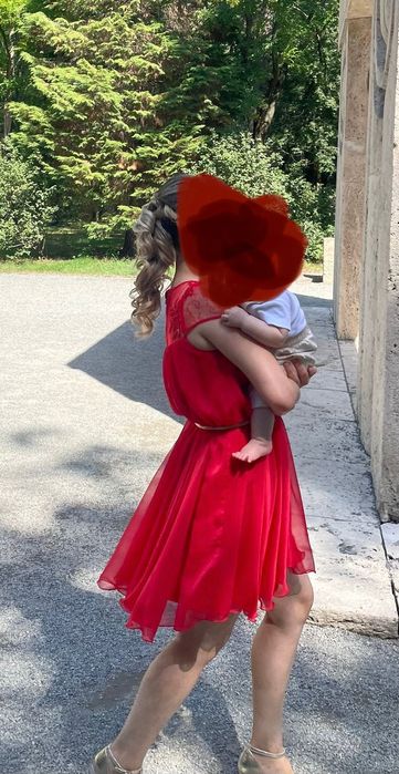 Rochie eleganta lejera in stare impecabila