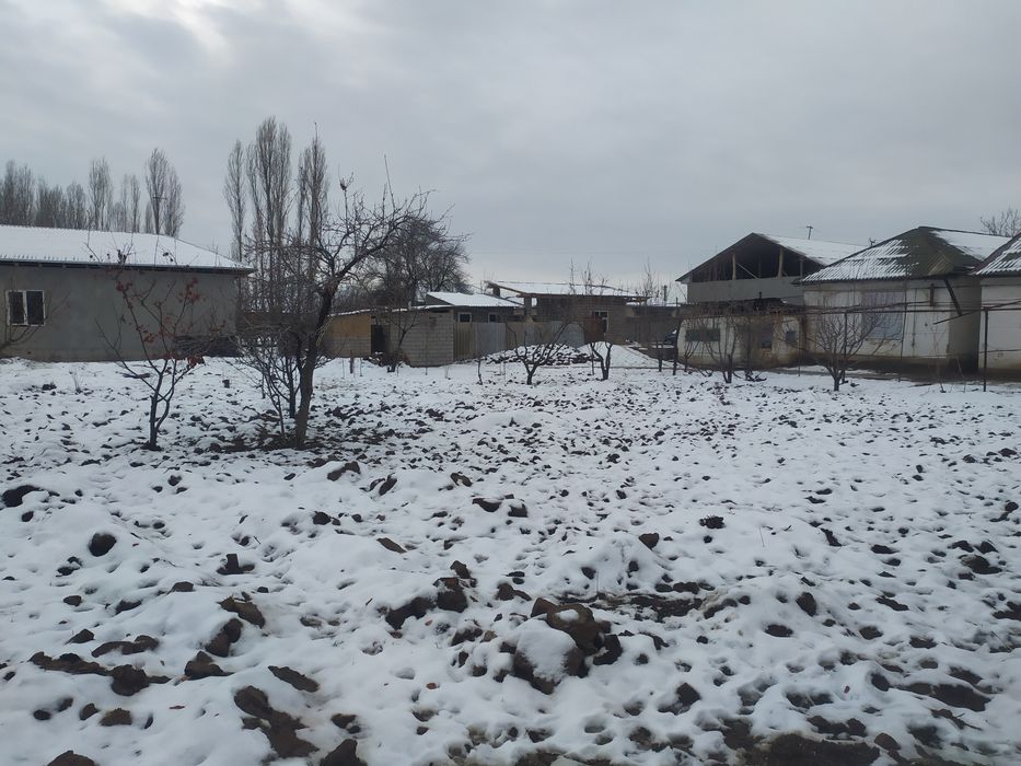 Yer sotiladi 5 sotix