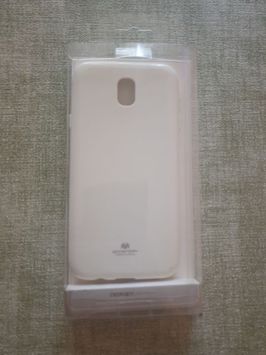 Samsung Galaxy J7 гръб