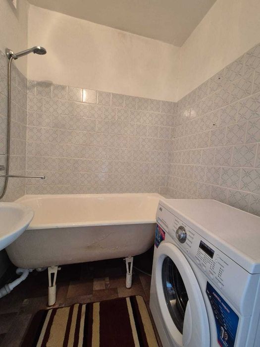 продам 3 комн квартиру