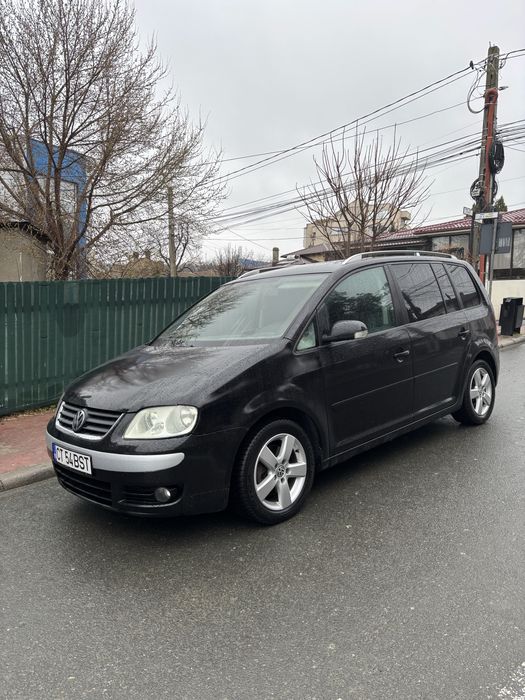 Vw touran 2.0 l 140 cp
