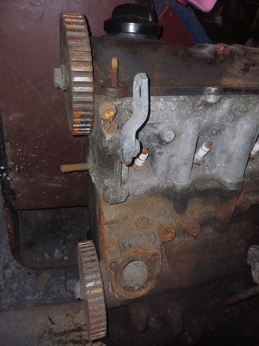 Продам двигатель от ауди