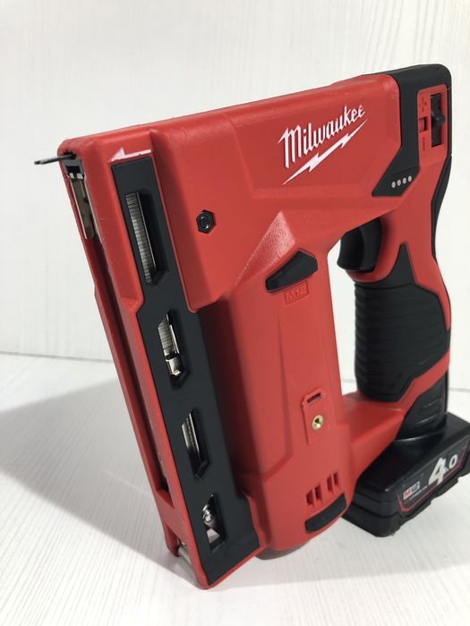 Capsator Milwaukee M12