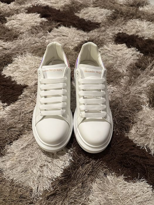Adidasi Alexander McQueen, Noi