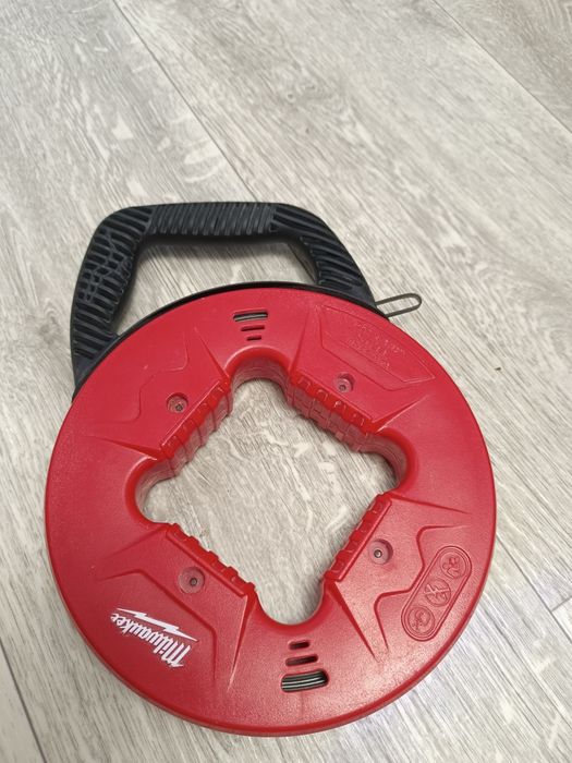 Продам. Протяжка кабеля Milwaukee 7.5m