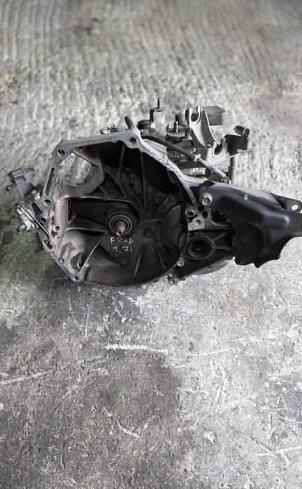 Скоростна кутия за Honda FR-V 1.7i / Хонда ФР-В 2005г.