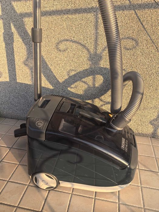 Пылесос Thomas Genius S1.