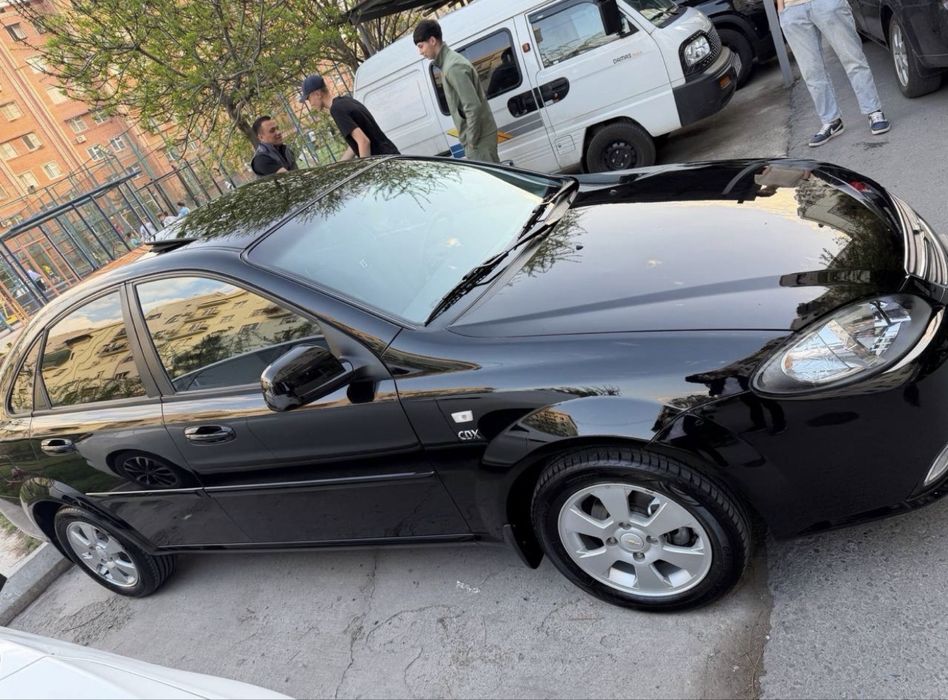 Jentra sotiladi 2022 elegant pluss  qora gbo