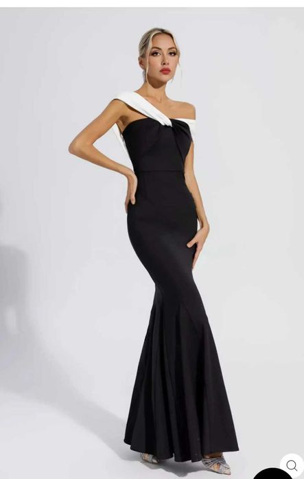 Бална , дълга рокля