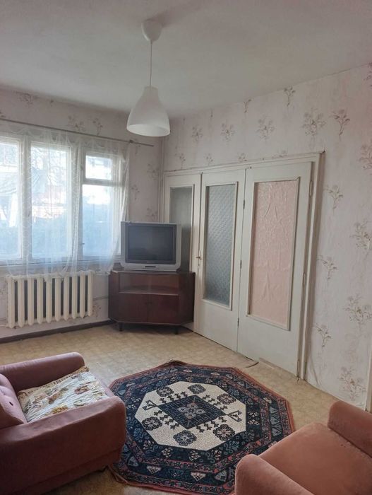 Дава се под наем Четиристаен апартамент в Плевен, Идеален център - 100 кв.м за 199.41 € - Снимка #3