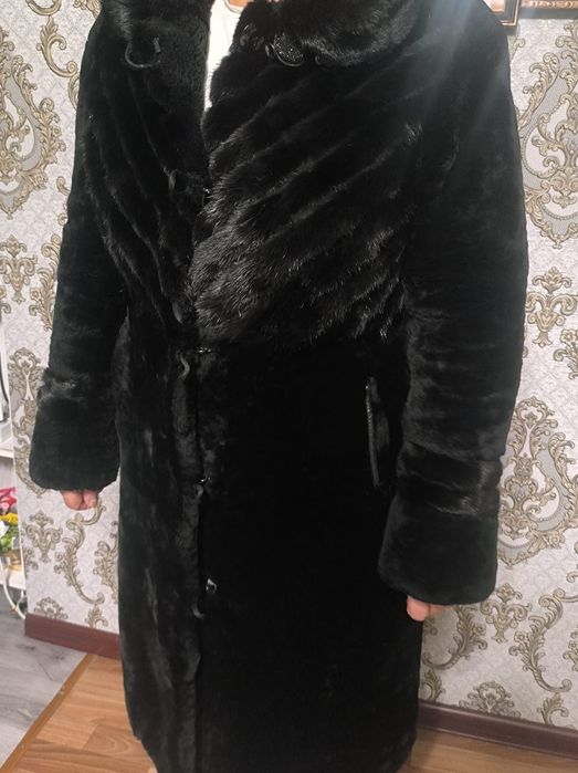Продается шуба, размер 50