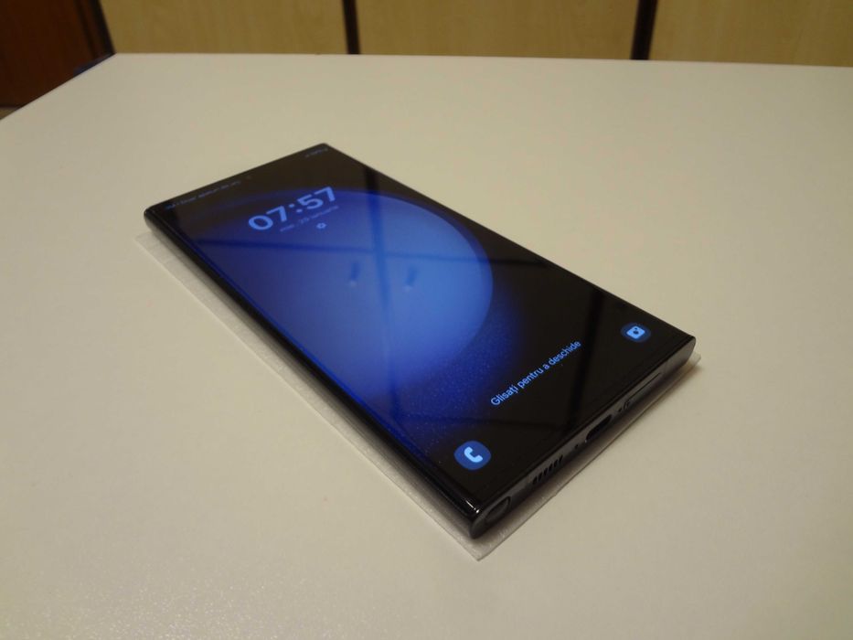 Samsung s23 Ultra Black / Memorie 1 TB .