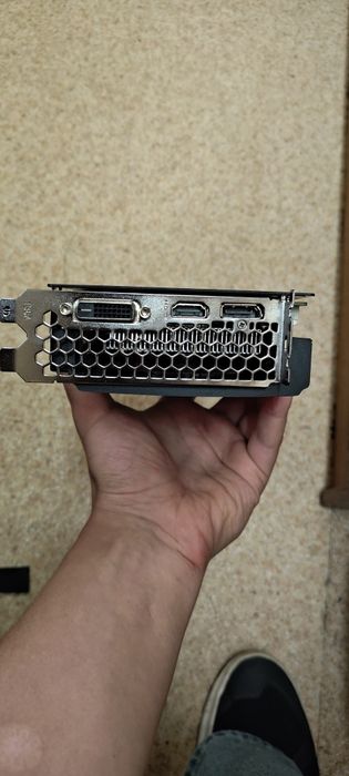 RTX 3050 Palit Dual 8 GB GDDR6
