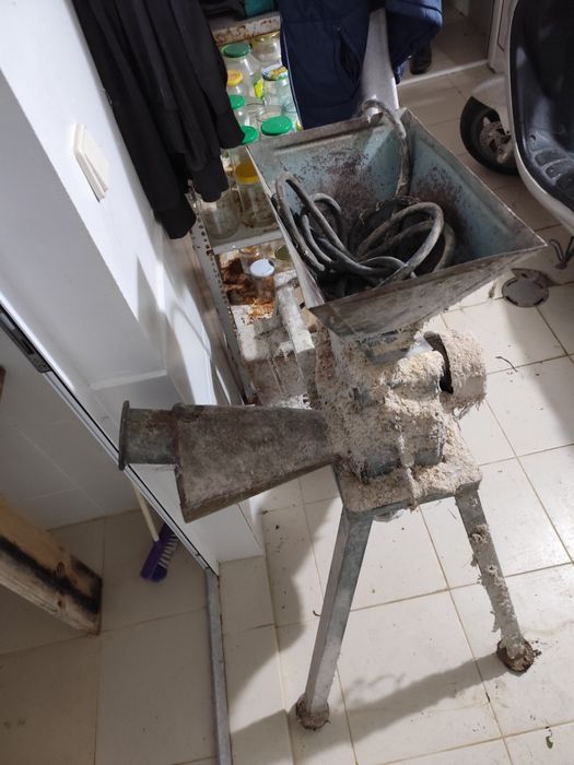 Трифазна фуражомелка