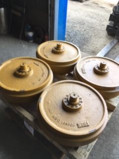 Roti ghidaj Buldozer CAT D4, D5, D6m, D6R pe stoc