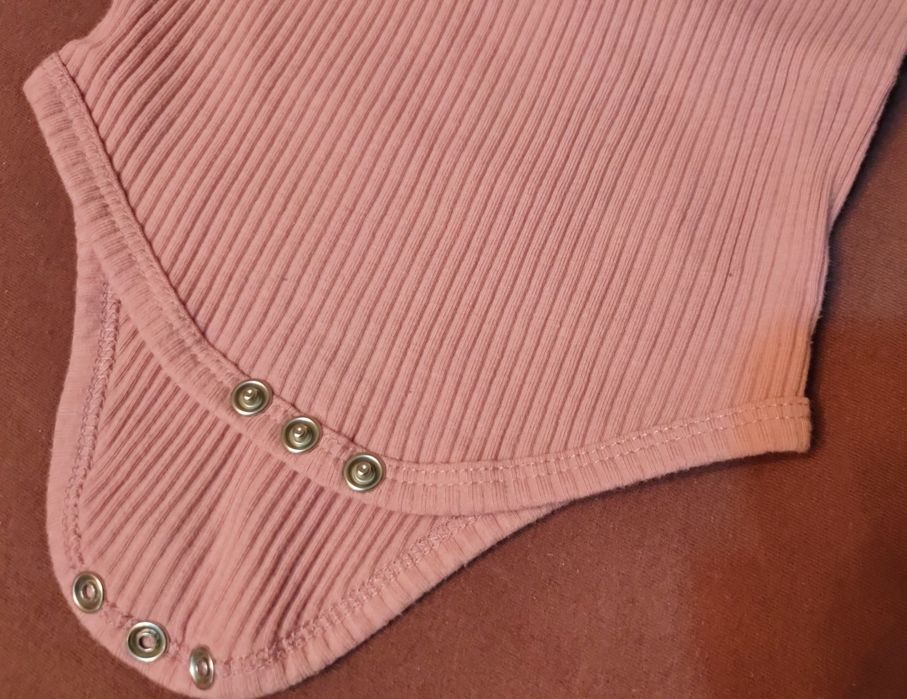 Бебешки сет от боди и панталон