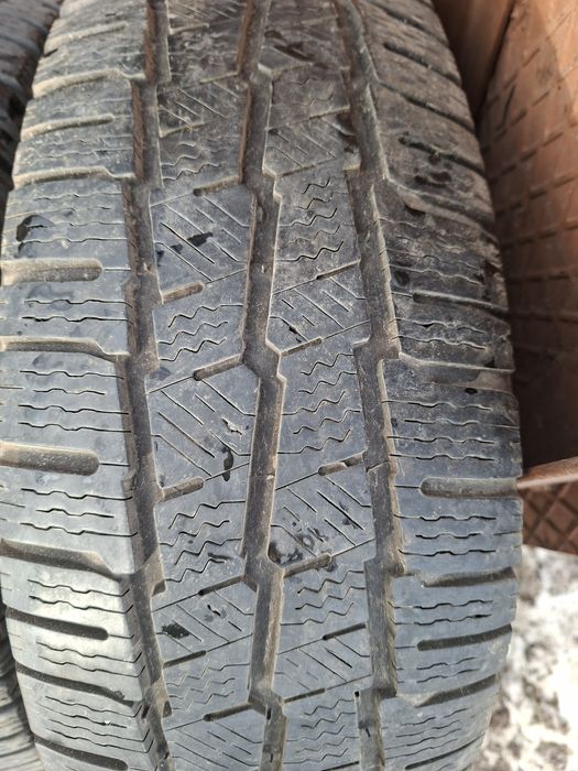 Продам шины. 215/60/17С  мишелин