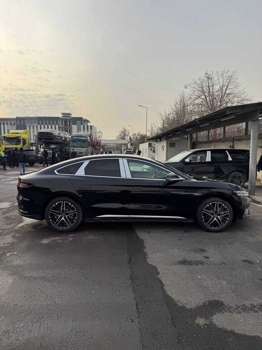 BYD Han 2025 — 2